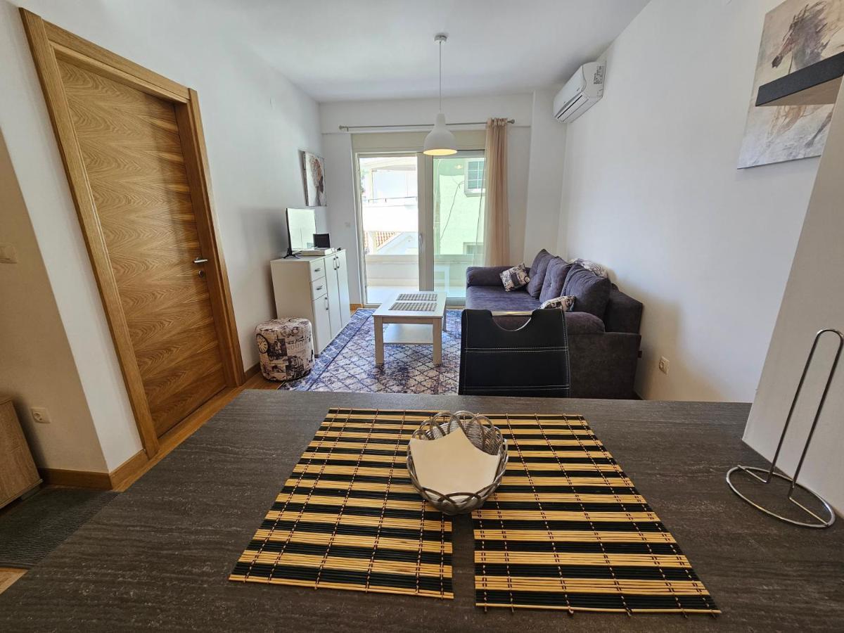 As Apartments ラファイロヴィチ エクステリア 写真