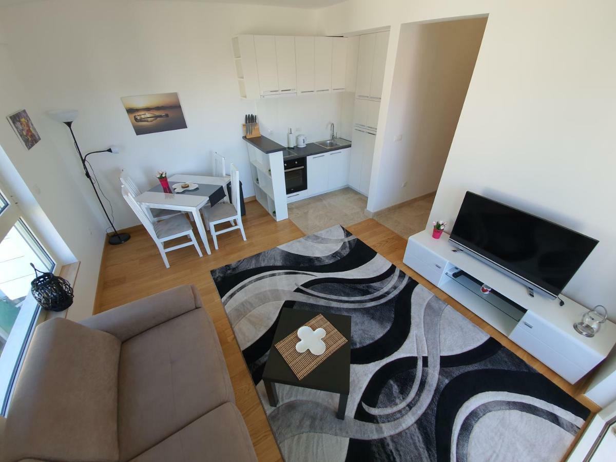 As Apartments ラファイロヴィチ エクステリア 写真