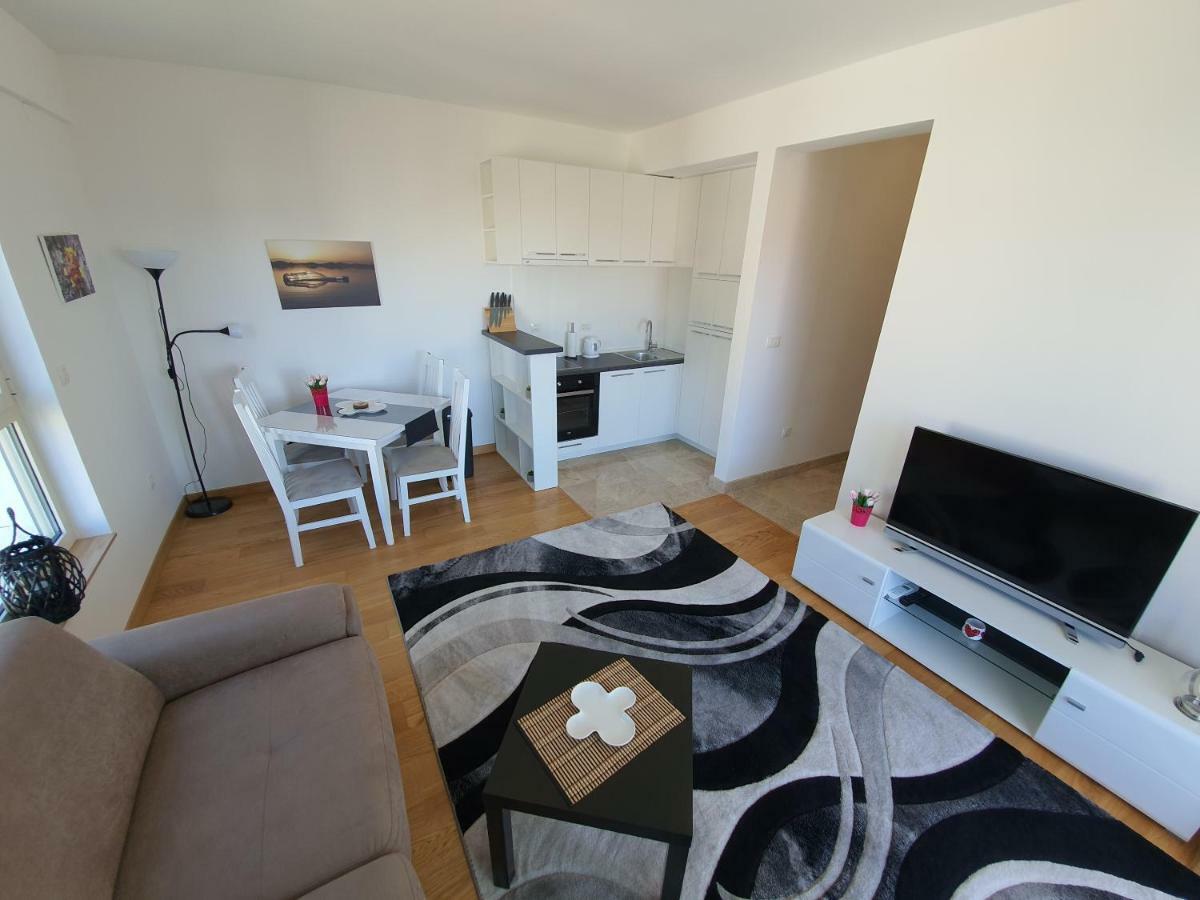 As Apartments ラファイロヴィチ エクステリア 写真