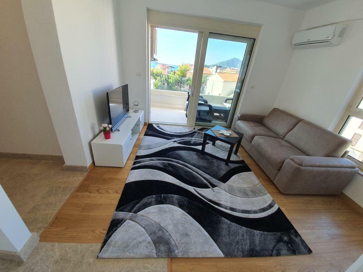 As Apartments ラファイロヴィチ エクステリア 写真