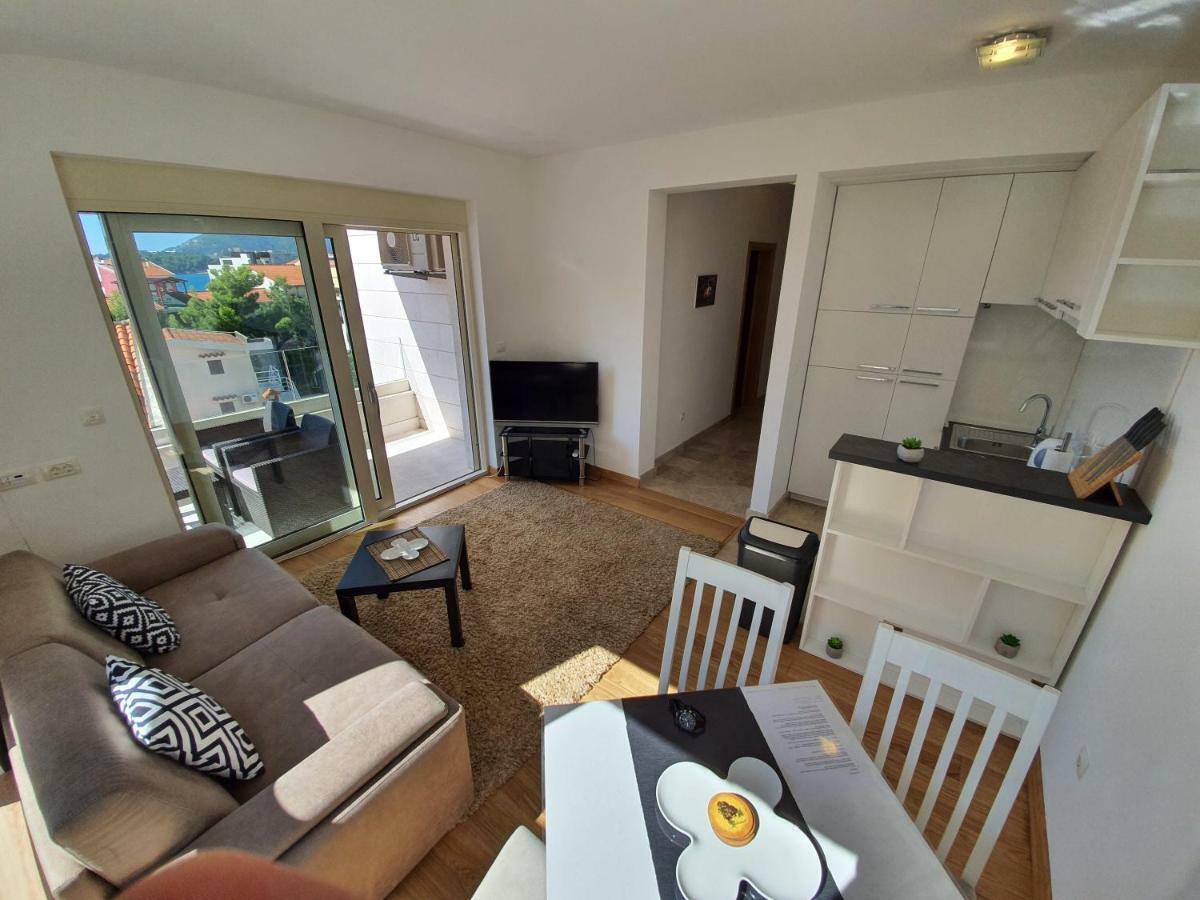 As Apartments ラファイロヴィチ エクステリア 写真