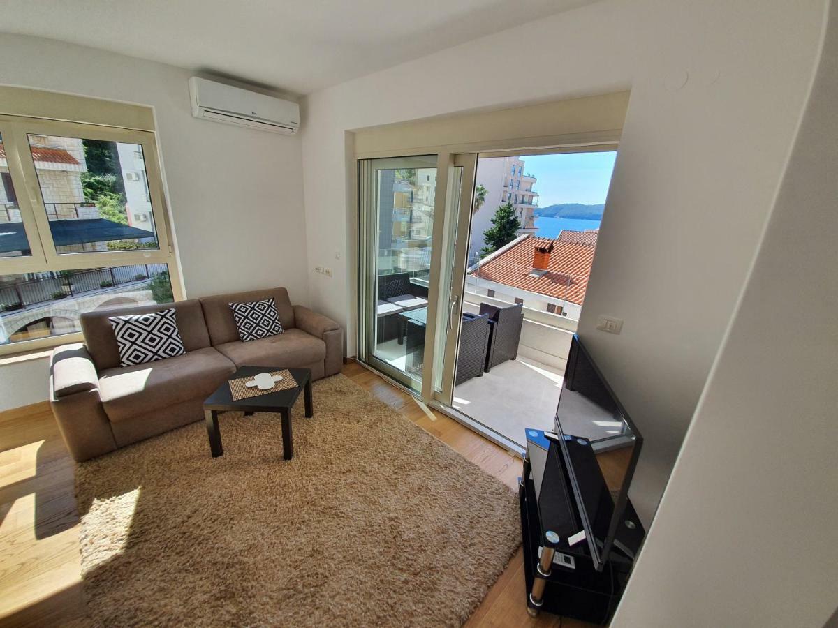 As Apartments ラファイロヴィチ エクステリア 写真